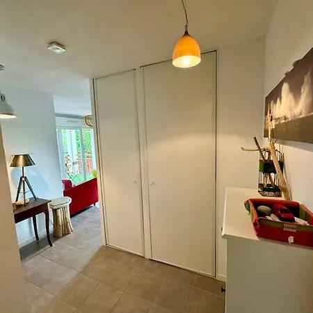 Grand - Piscine - Plage- Terrasse Apartment